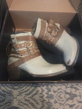 Freebird Caspian Boots